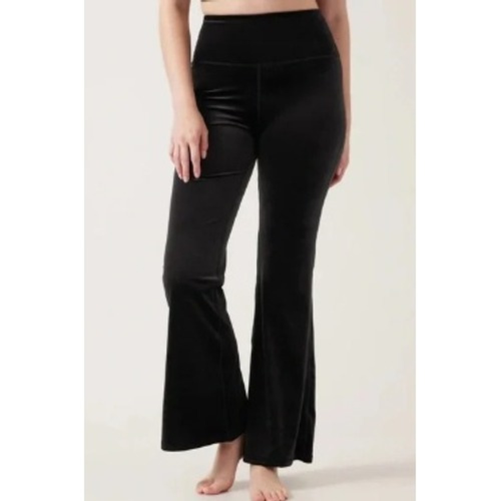 Athleta Elation Velvet Flare Pants Womens Large‎ Black High Rise Yoga